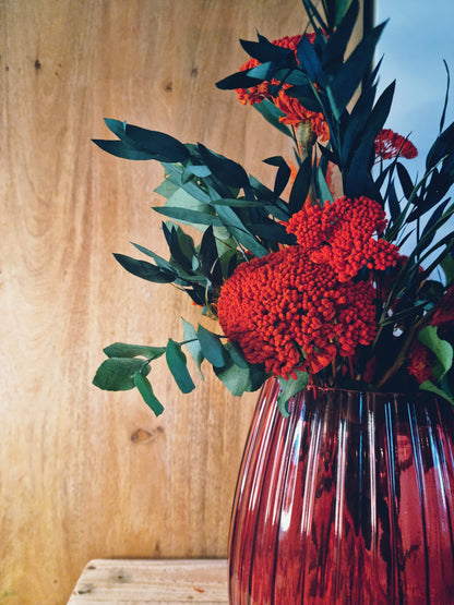 Dried flower bouquet