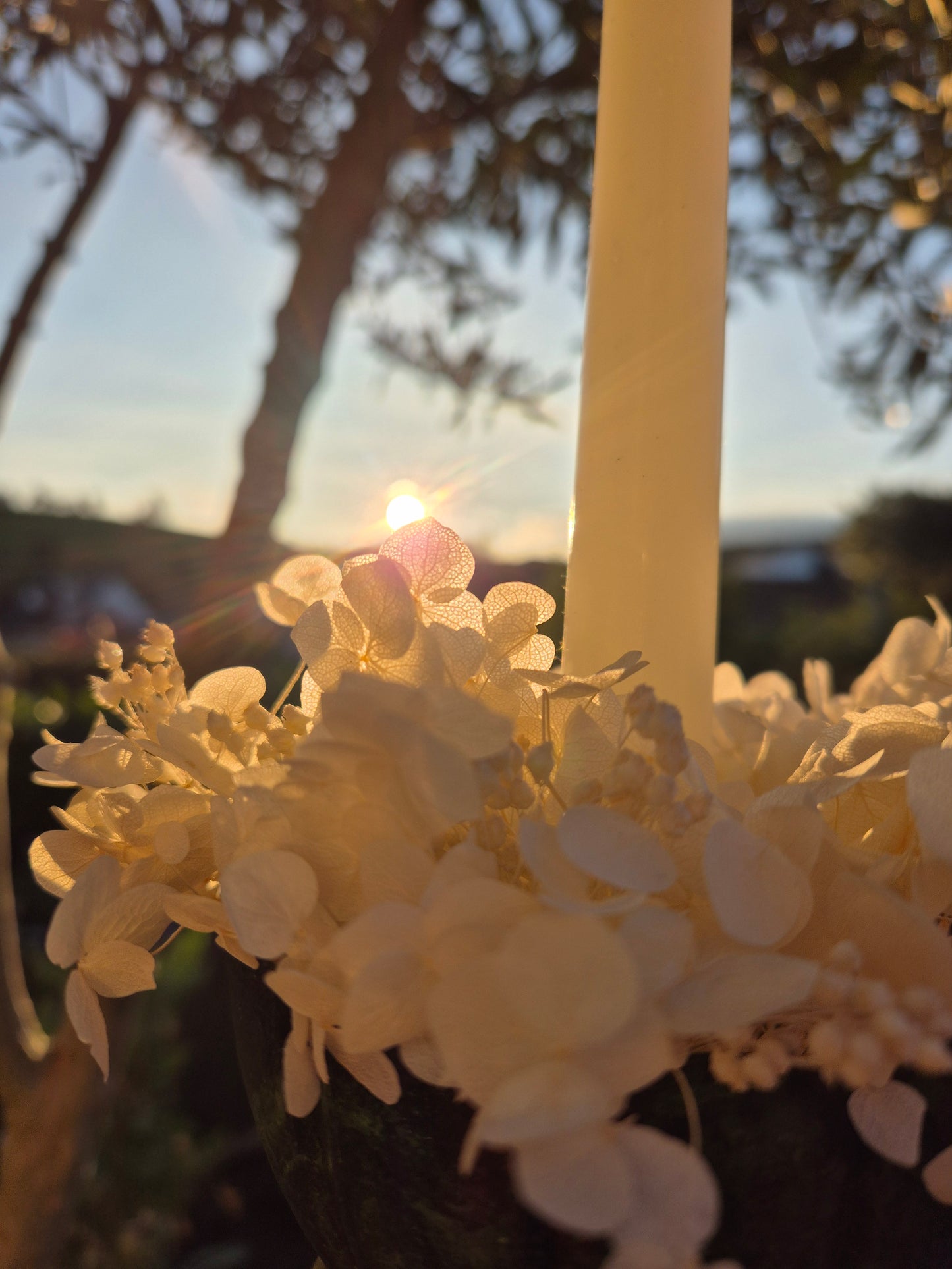 White Christmas Table Decor